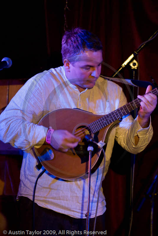 Daimh play the Royal British Legion, Lerwick at the 29th Shetland Folk Festival 2009
