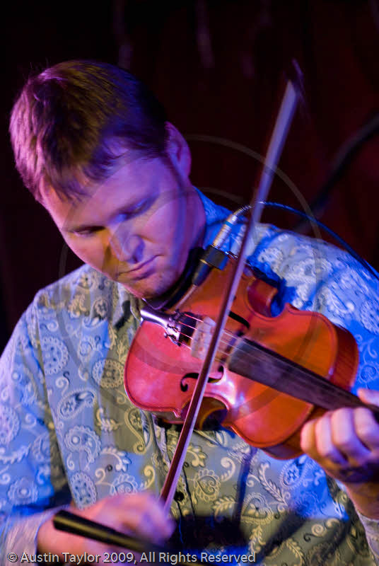 Daimh play the Royal British Legion, Lerwick at the 29th Shetland Folk Festival 2009