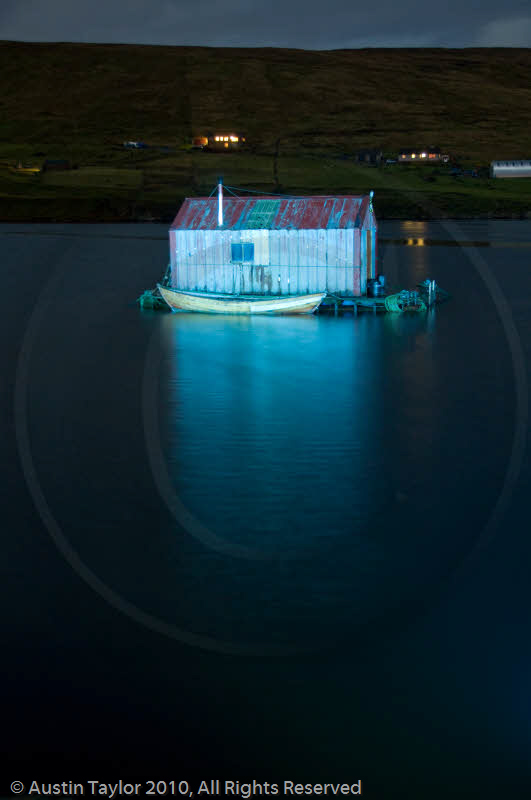 Mirrie Dancers Illuminations - Tin Shed, Voe